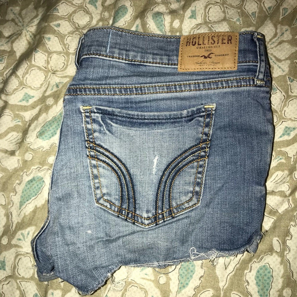 Hollister shorts